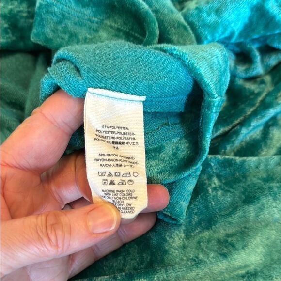 We The Free Green Velour Relaxed Long Sleeve Blouse size small - Picture 6 of 13